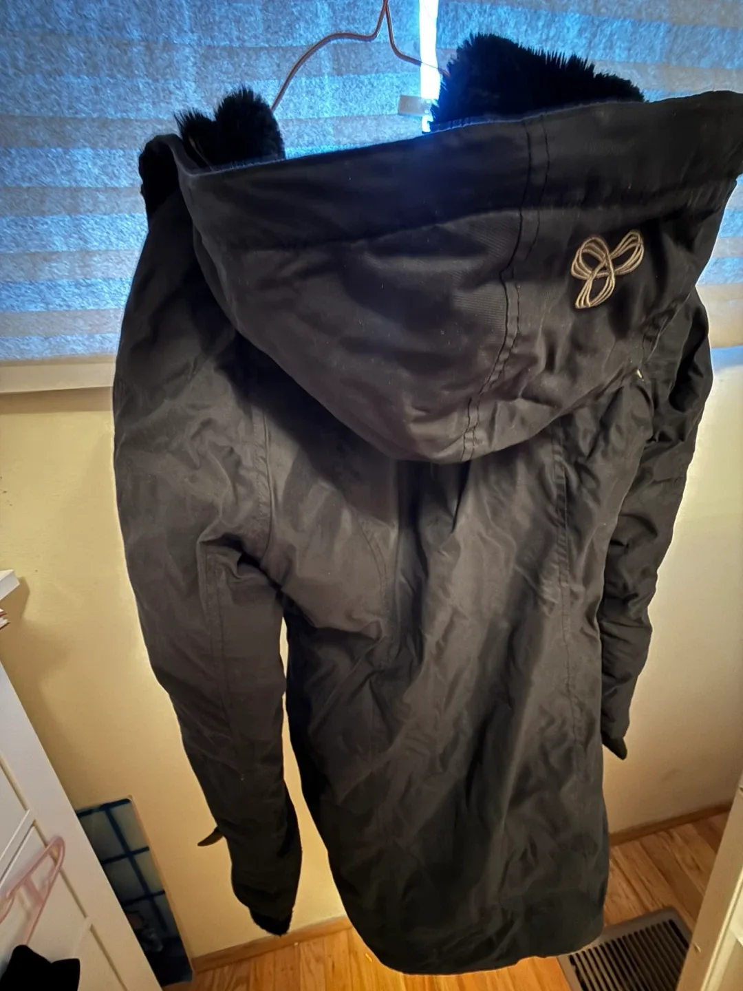 TNA Avoriaz Black Winter Coat - XS image indicator(2)