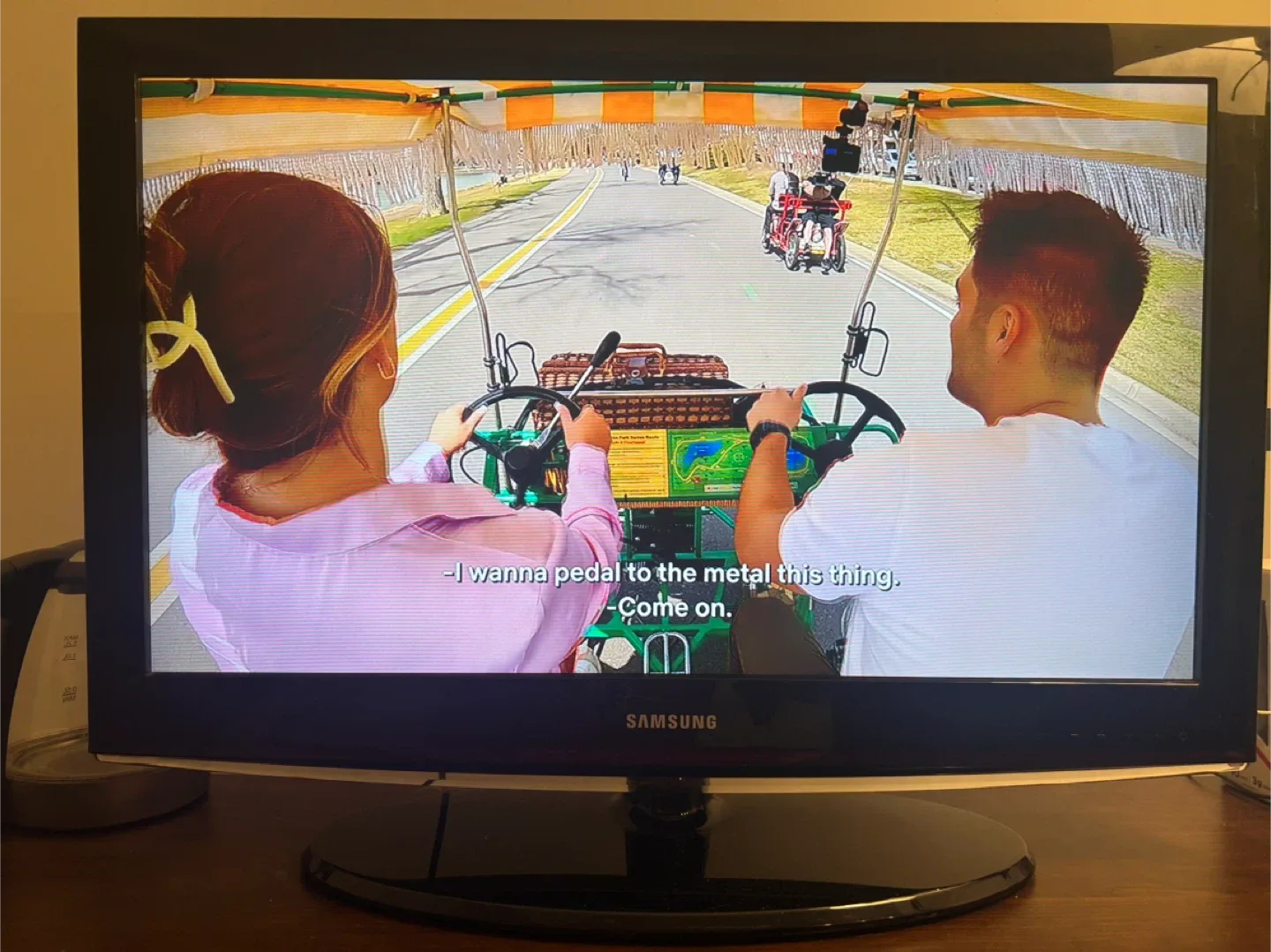 Samsung LN32C450 32 inch TV thumbnail
