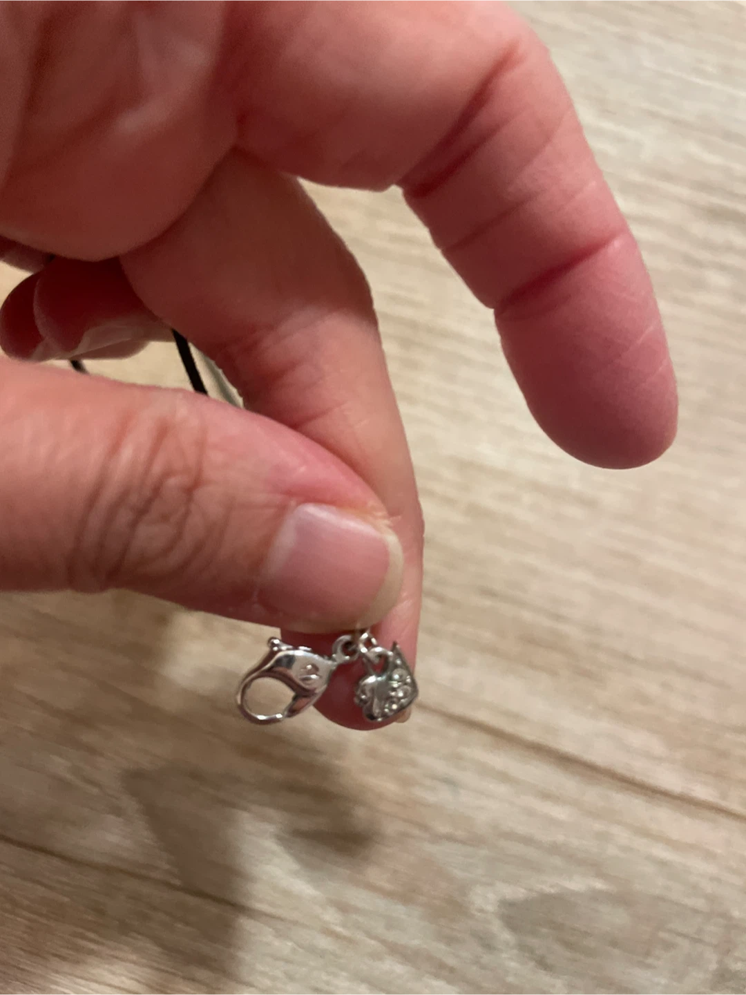 Swarovski cute necklace with Stone Pendant - photo 2