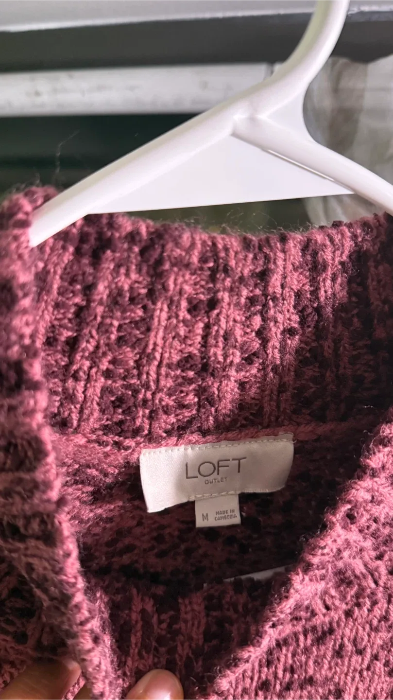LOFT Outlet Sweater - Size M image indicator(2)