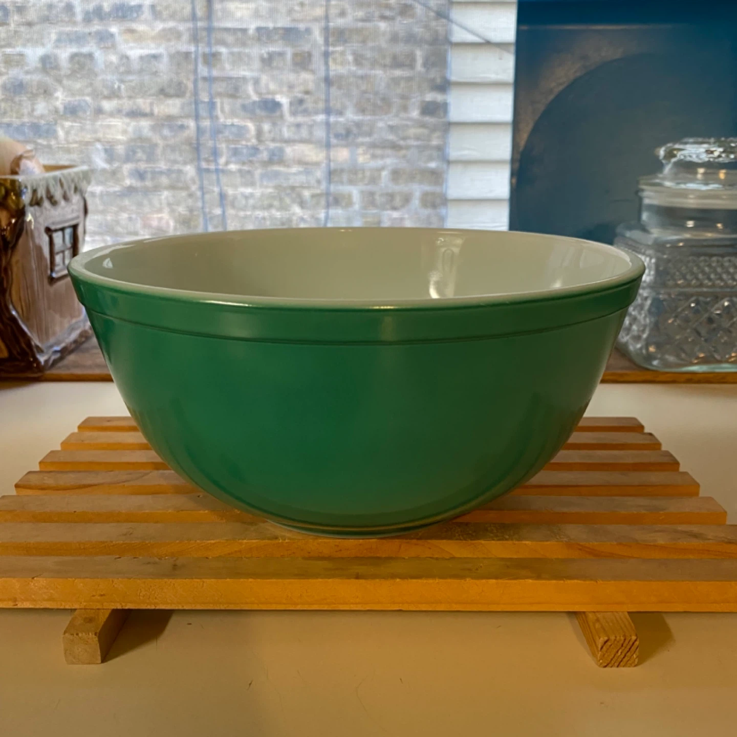Vintage Pyrex Primary Green Mixing Bowl #403