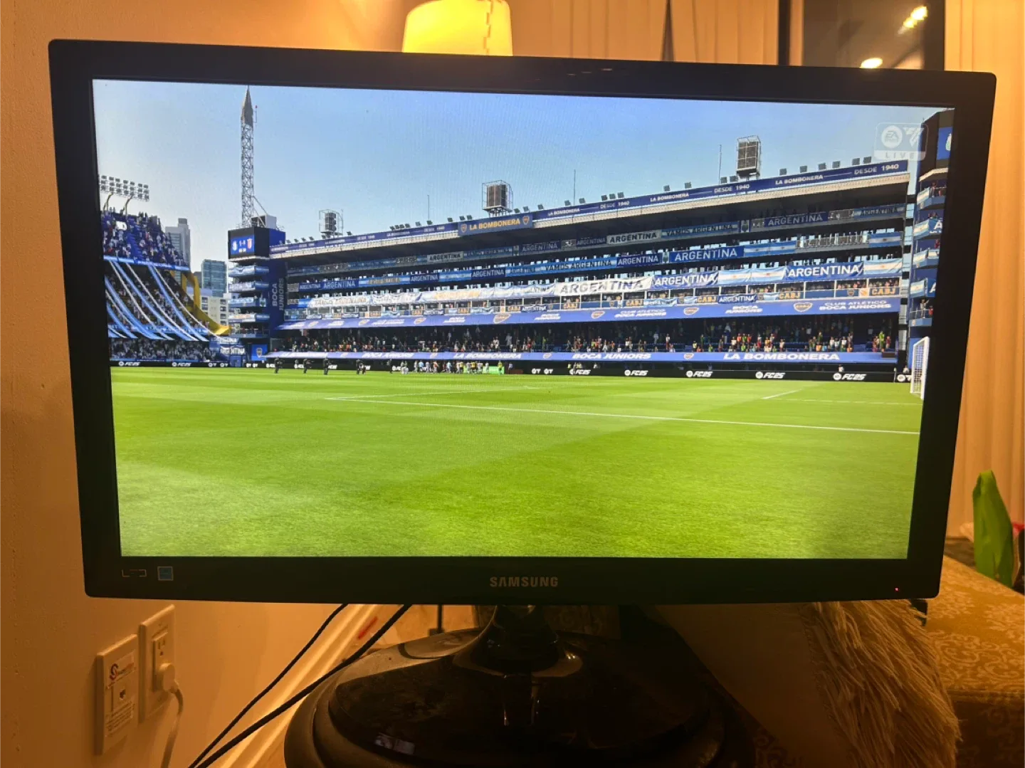 Samsung SyncMaster S22B300B 21.5" LCD Monitor thumbnail