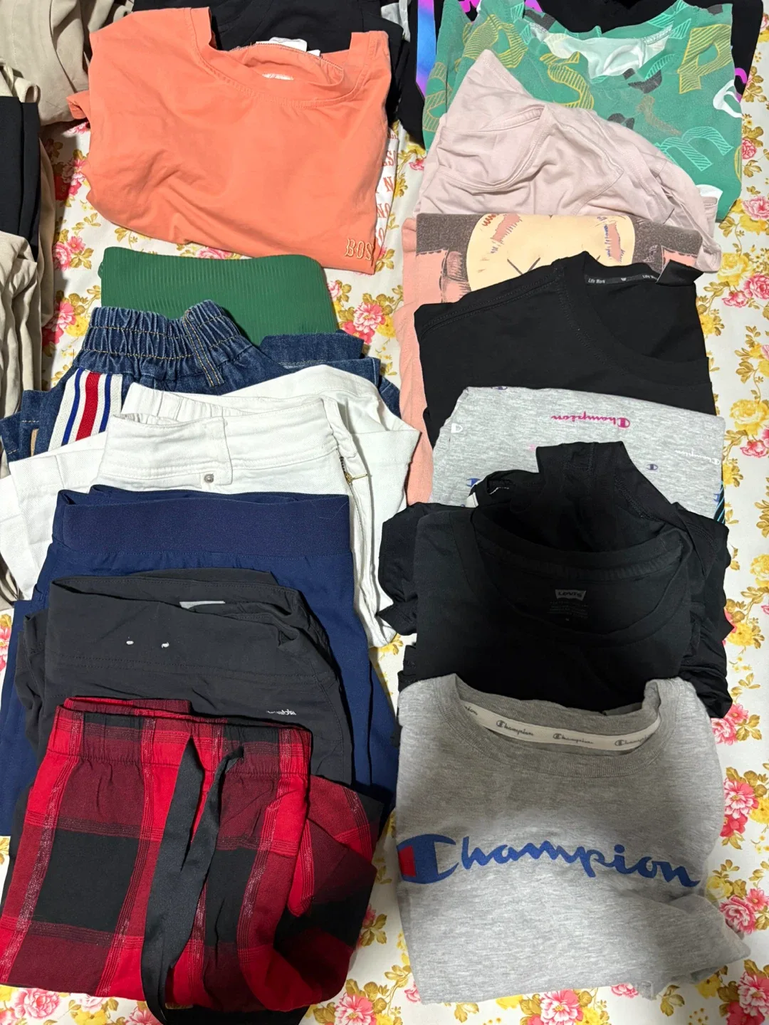 [ASSORTED] Closet Cleanout image indicator(3)