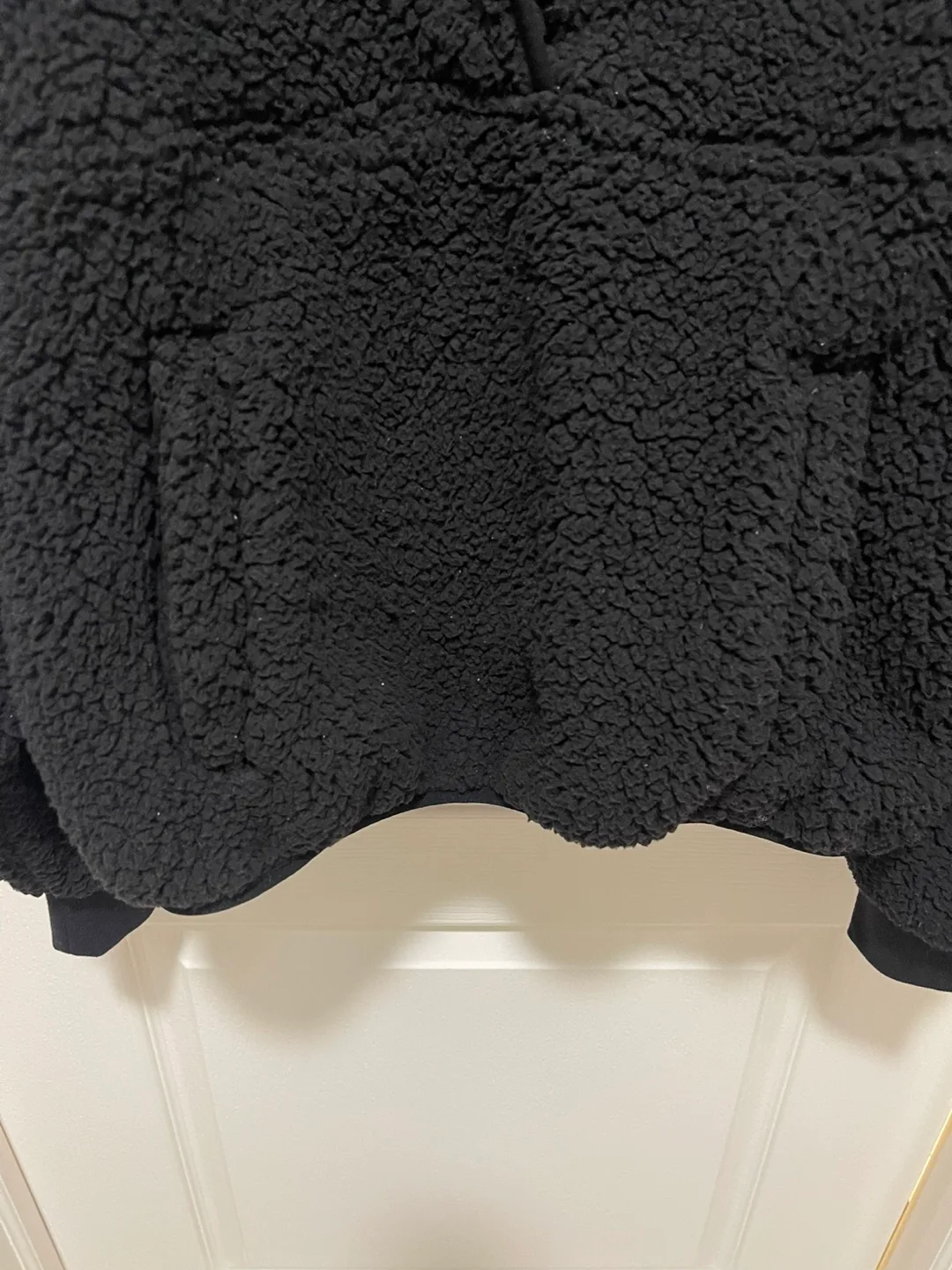 REDUCED -Tommy Hilfiger NEW Sport Black Sherpa Pullover - L image indicator(3)