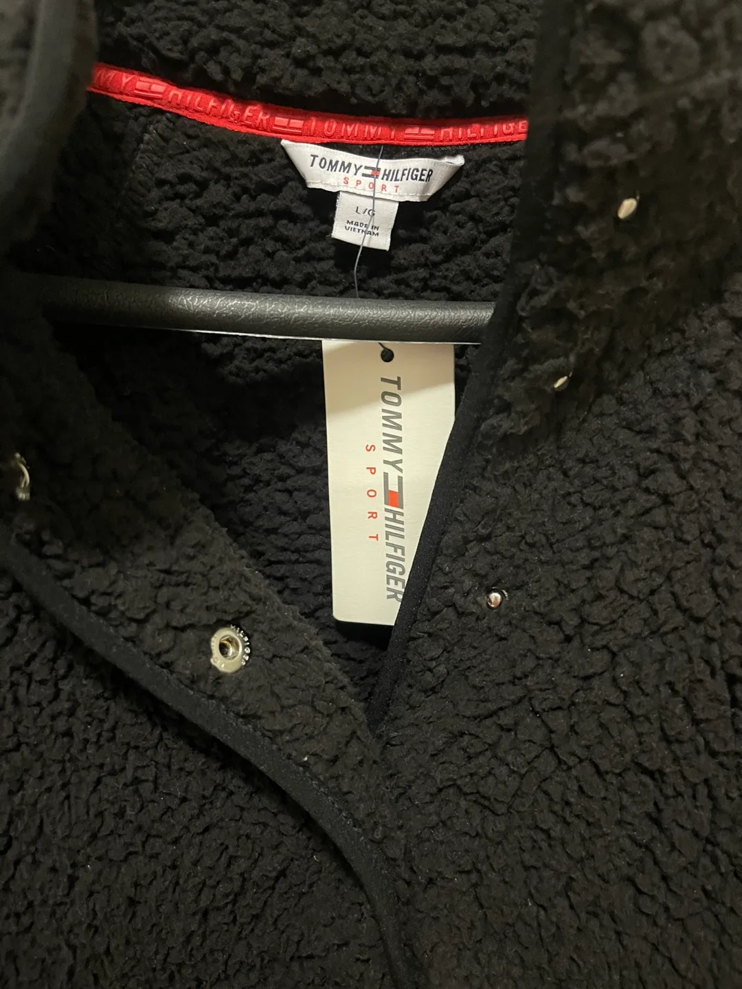 REDUCED -Tommy Hilfiger NEW Sport Black Sherpa Pullover - L image indicator(2)