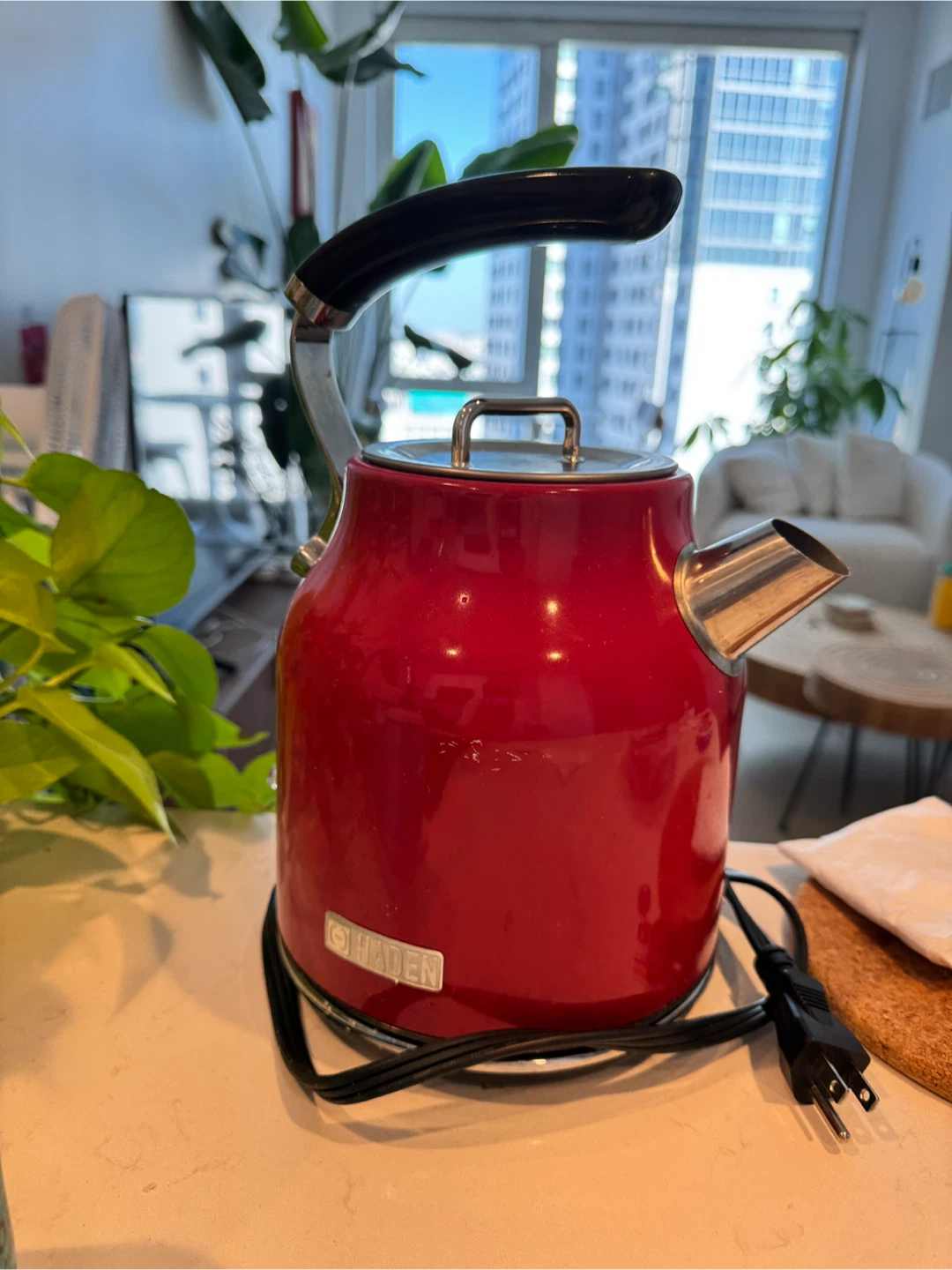 Haden Red Dorchester Electric Kettle