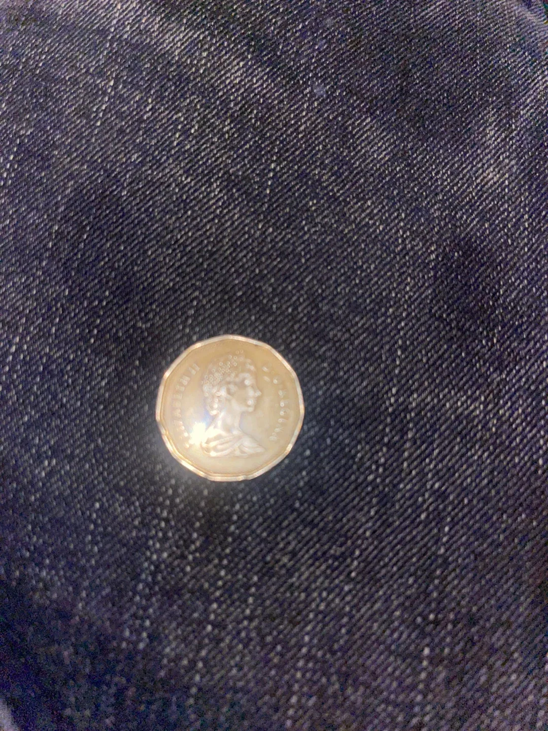 Elizabeth 11 Canada dollar image indicator(3)