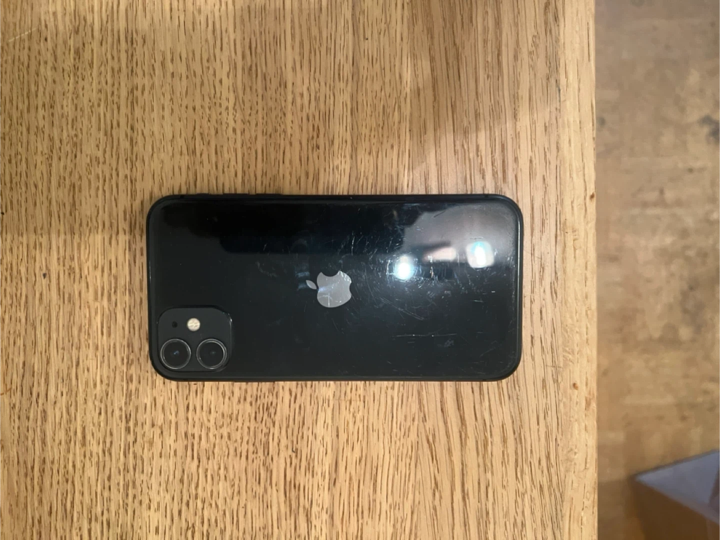 Apple iPhone 11 - Black