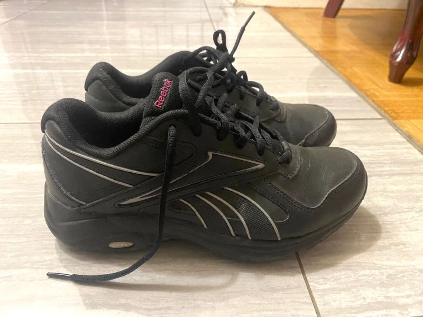 Reebok Black Sneakers - Women's Size 8.5 image indicator(2)