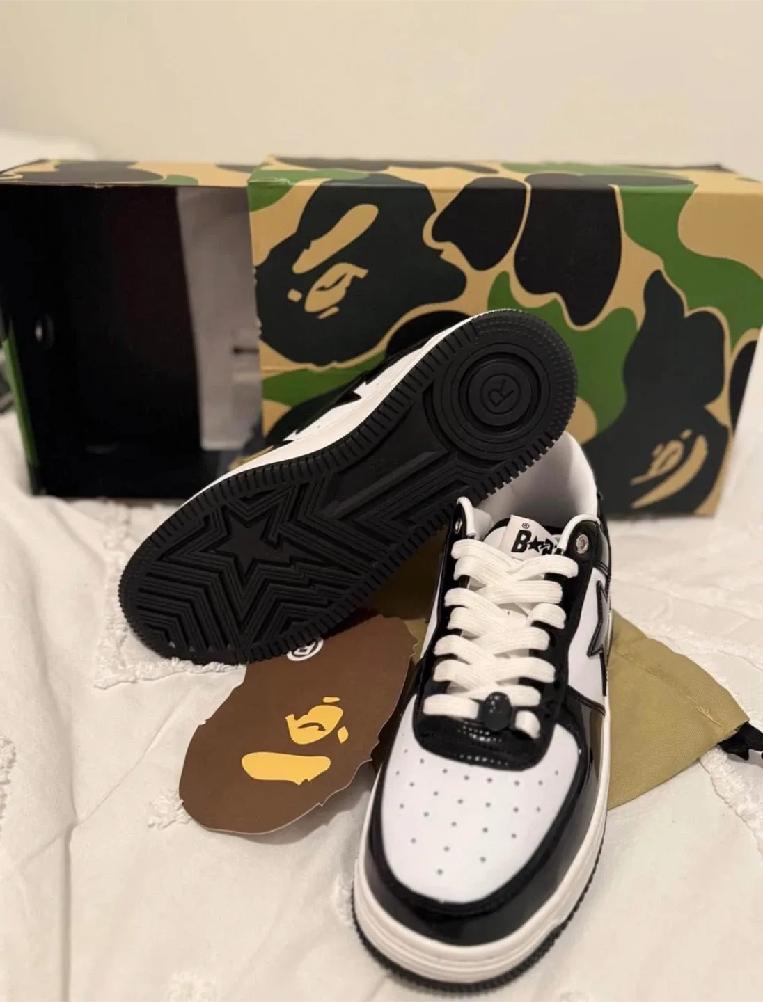 BAPE STA Low Black/White Shoes image indicator(3)