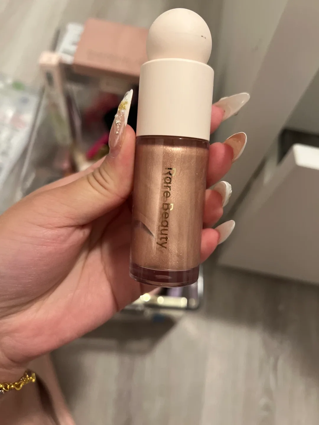 Rare Beauty Liquid Luminizer thumbnail