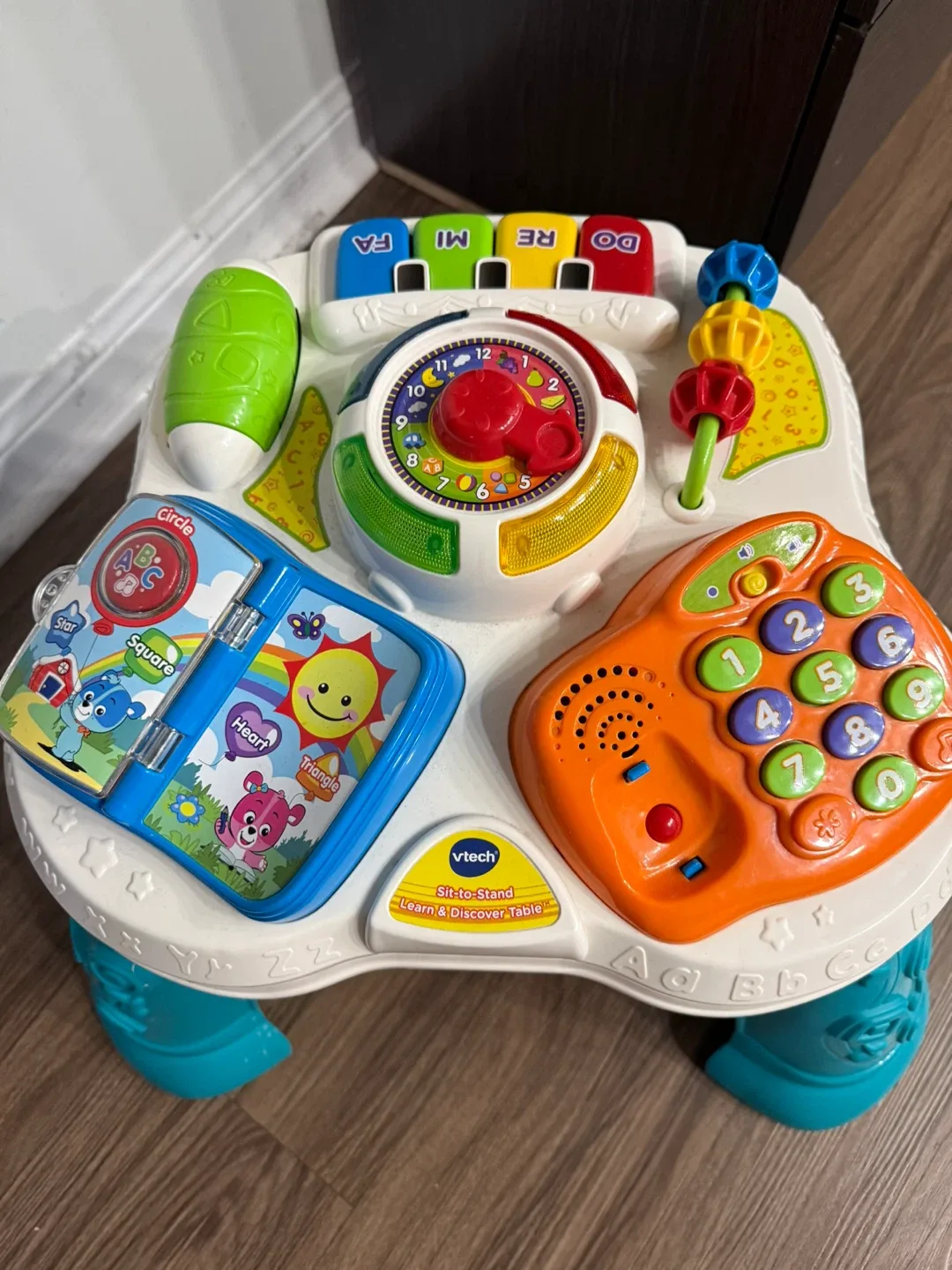 VTech Sit-to-Stand Learn & Discover Table image indicator(2)