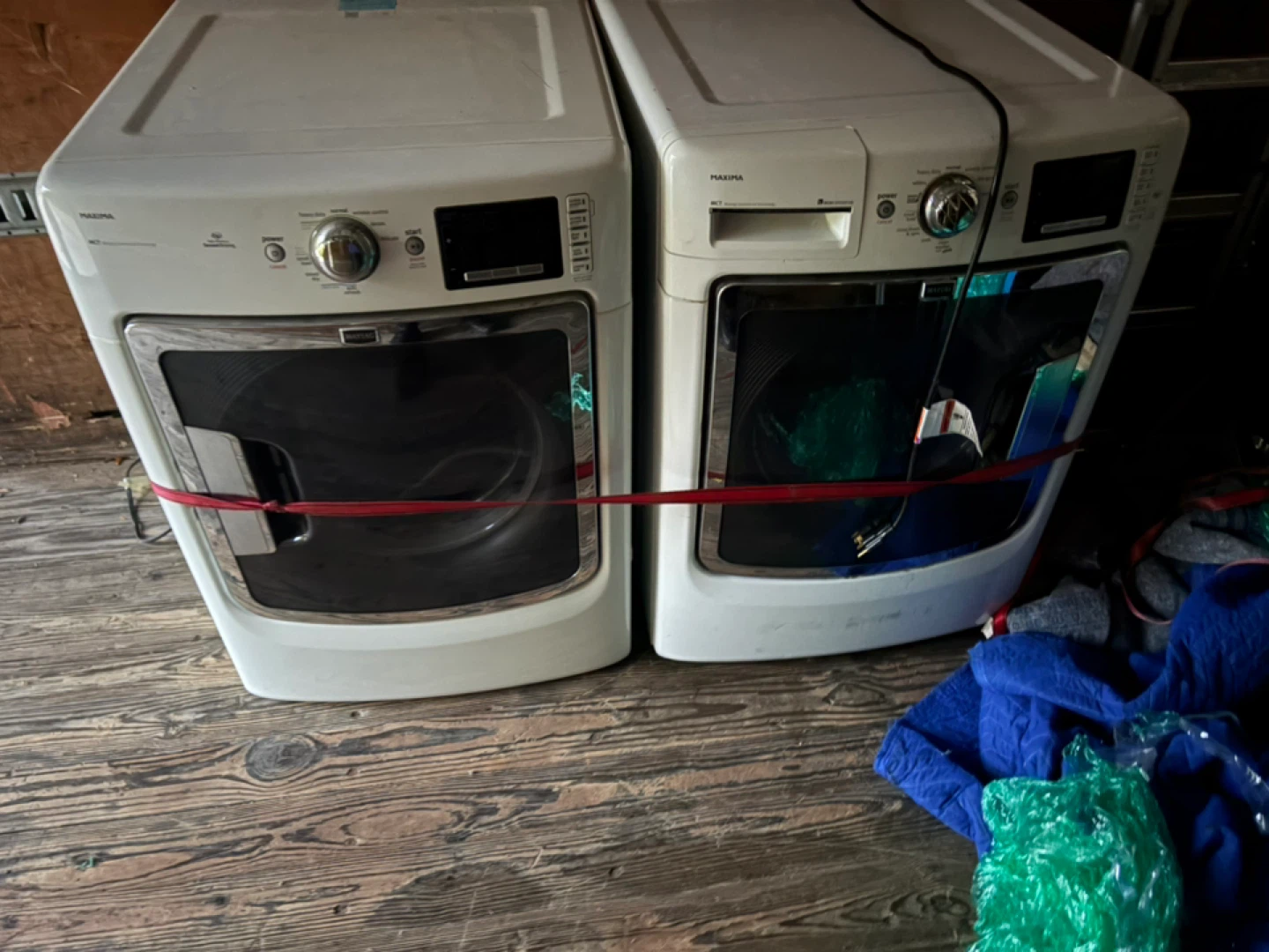 Gas Dryer and washer - photo 2
