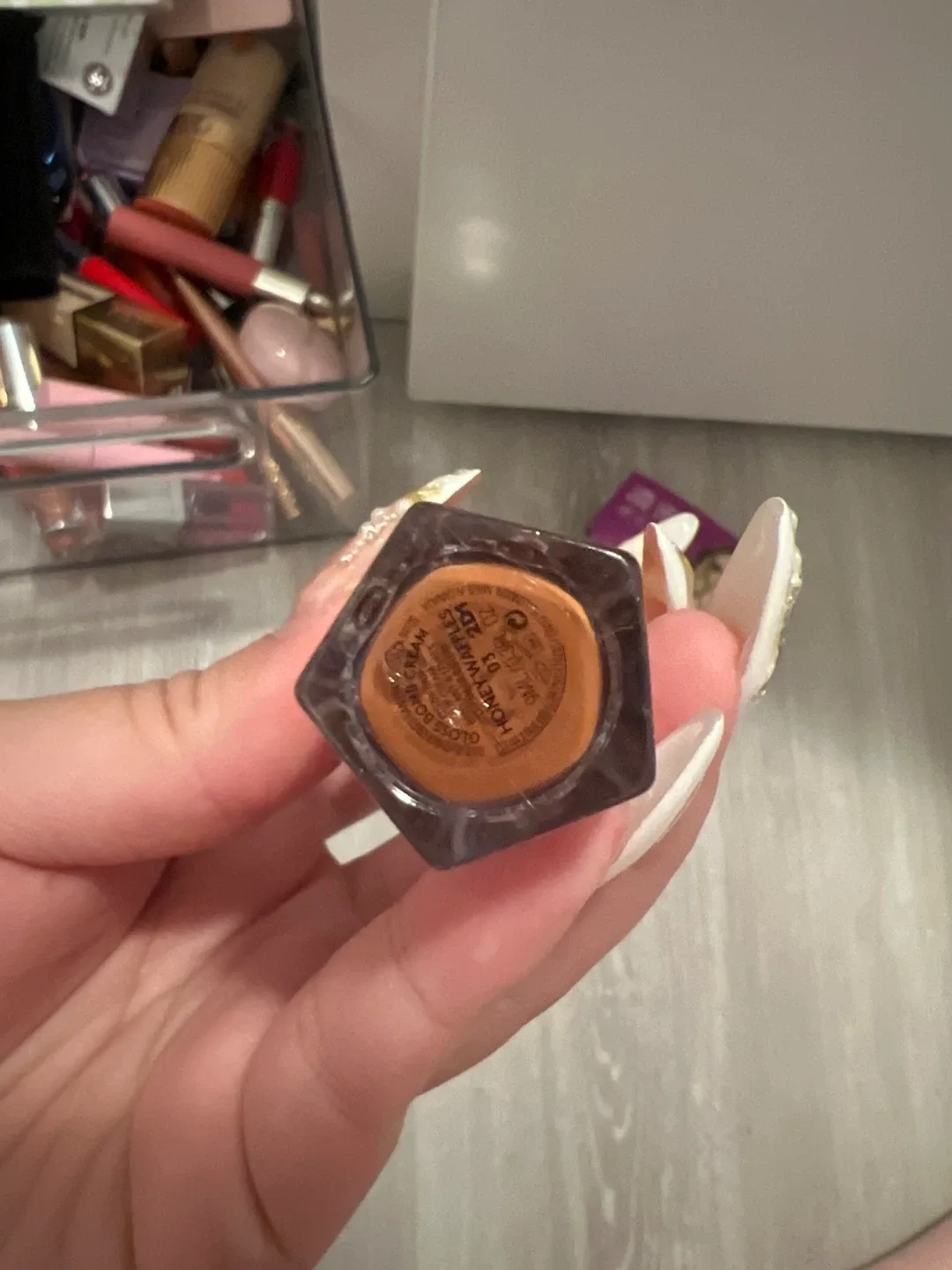 Fenty Beauty Eaze Drop'lit All-Over Glow Enhancer image indicator(2)