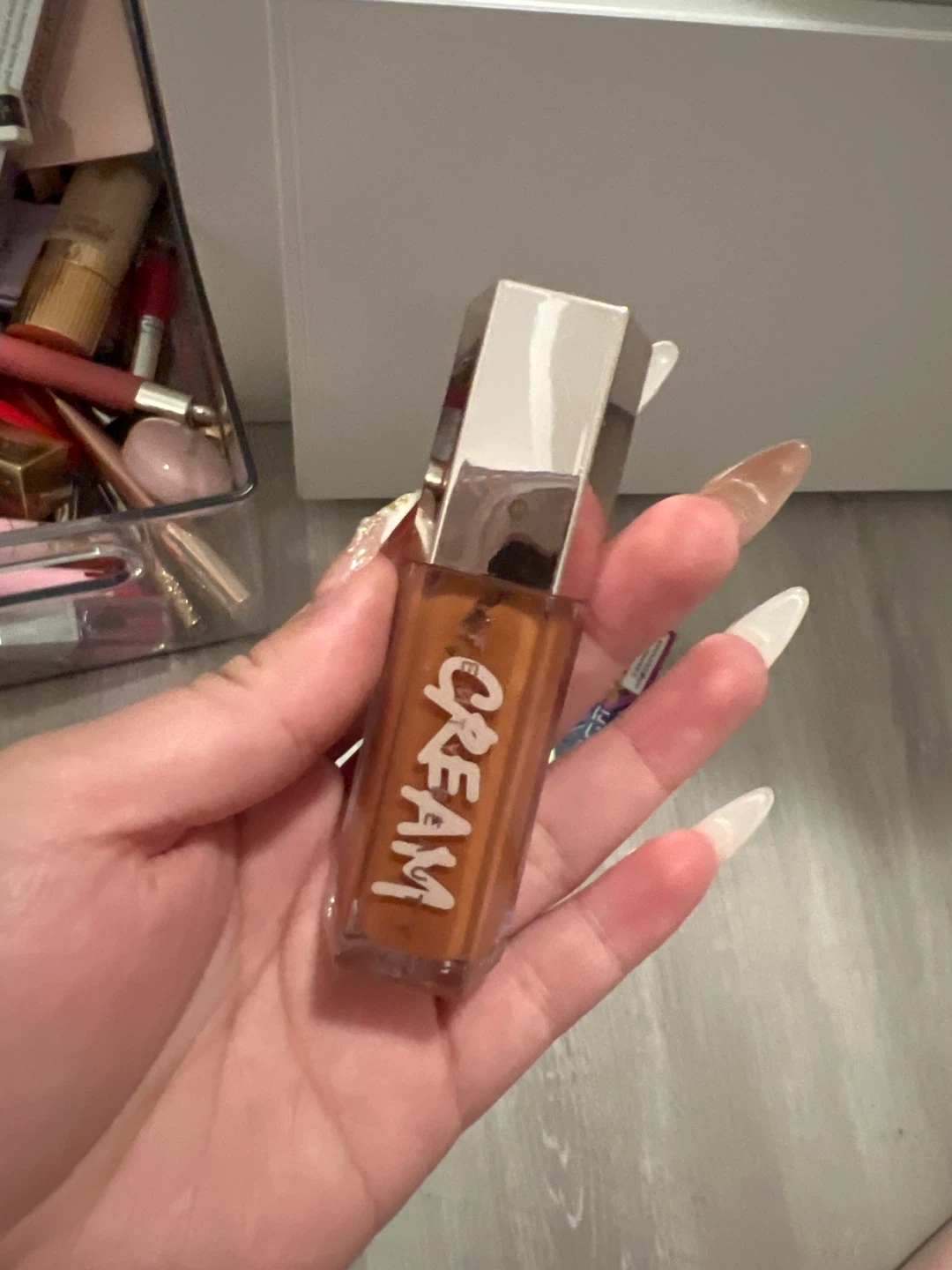 Fenty Beauty Eaze Drop'lit All-Over Glow Enhancer