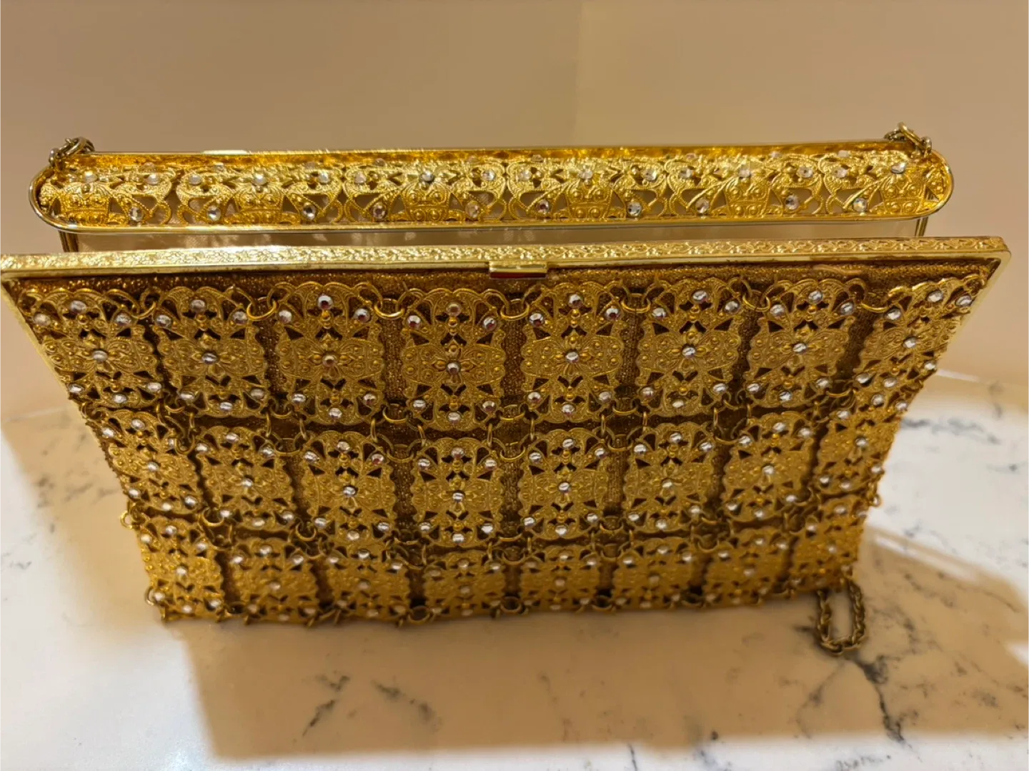 Vintage Gold Metal Mesh Evening Bag image indicator(2)