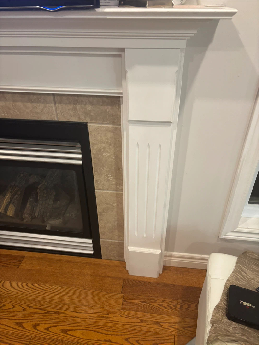 White fireplace Mantel - photo 2