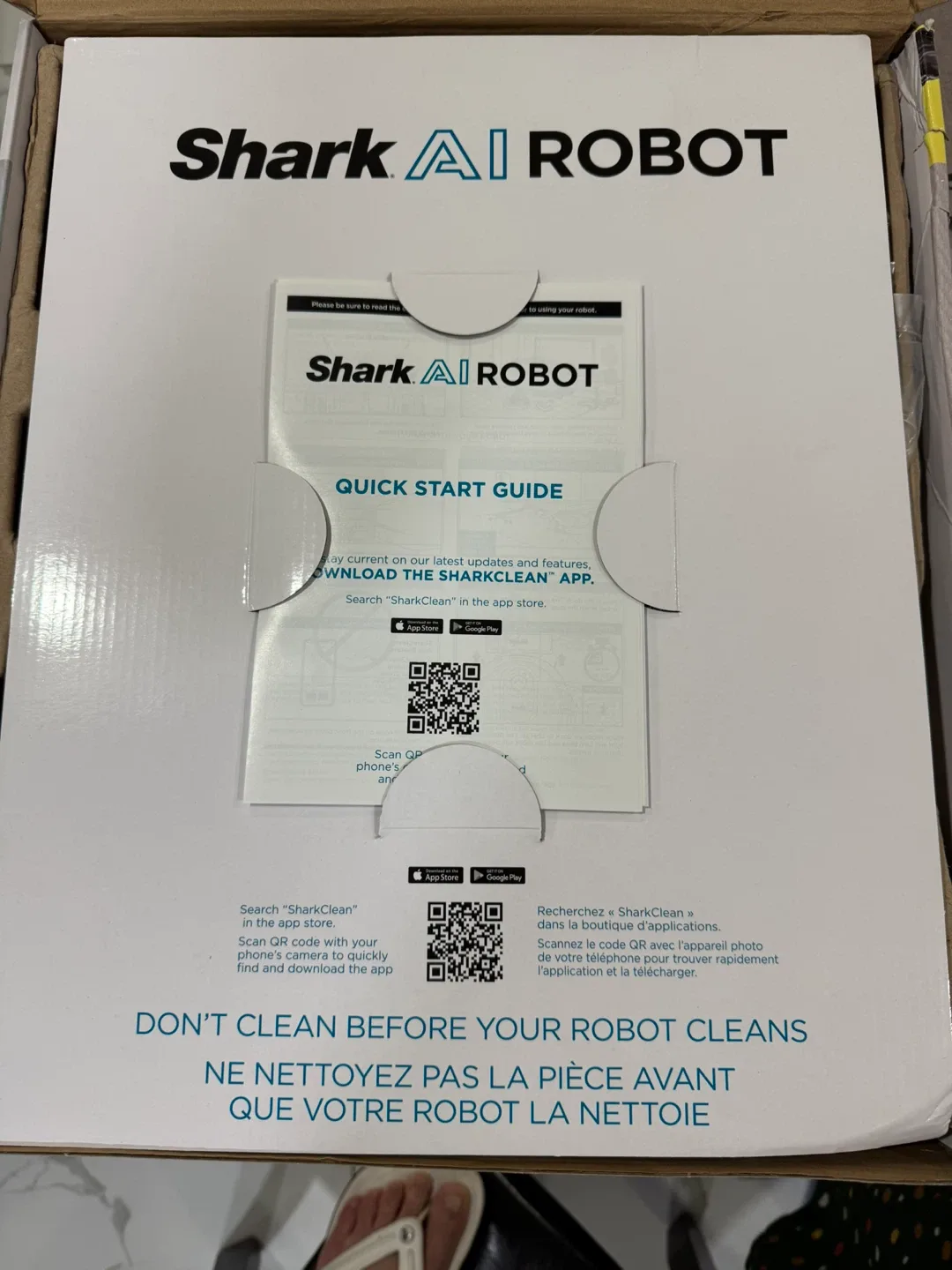 Shark AI Robot Vacuum - Like New! image indicator(9)