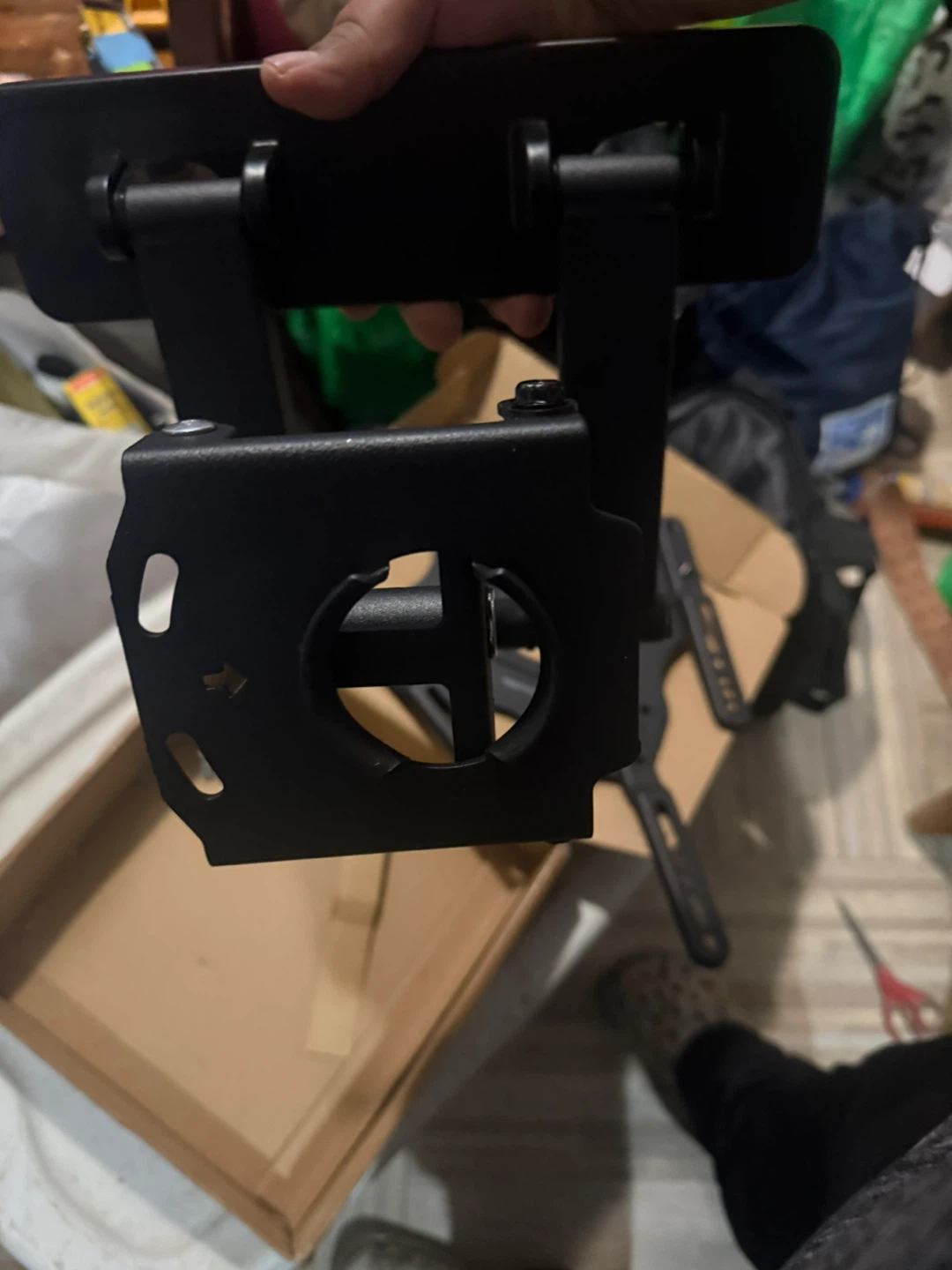 Amazon Basics TV Wall Mount - New - photo 5