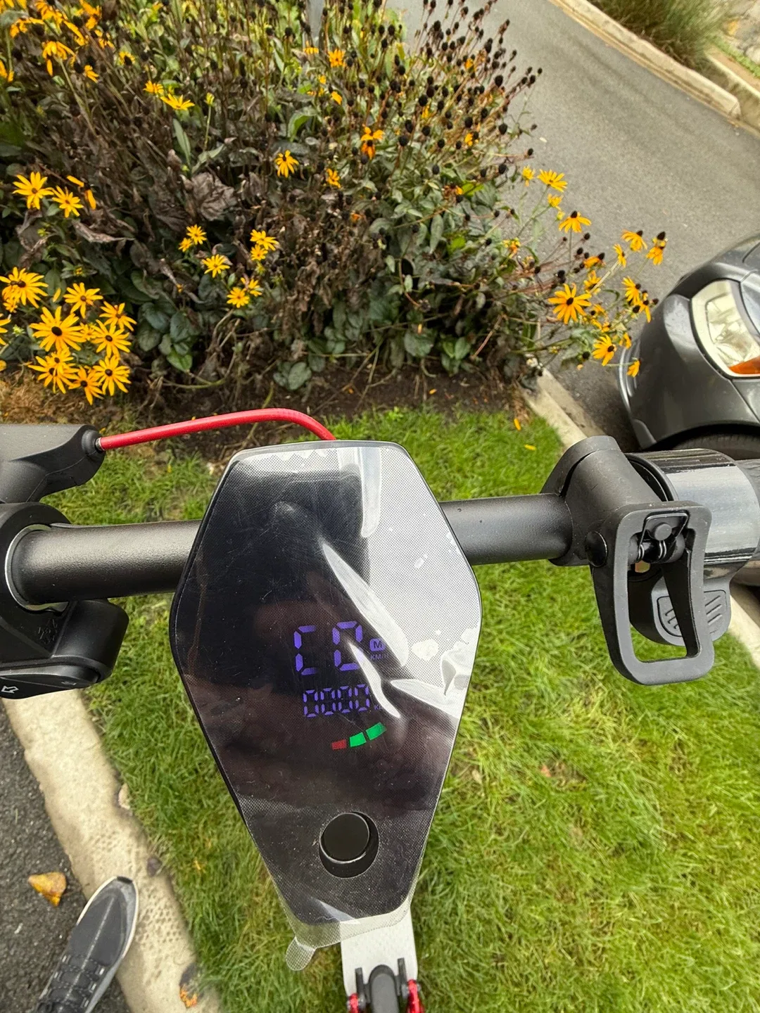 EcoRoad Electric Scooter double suspension image indicator(5)