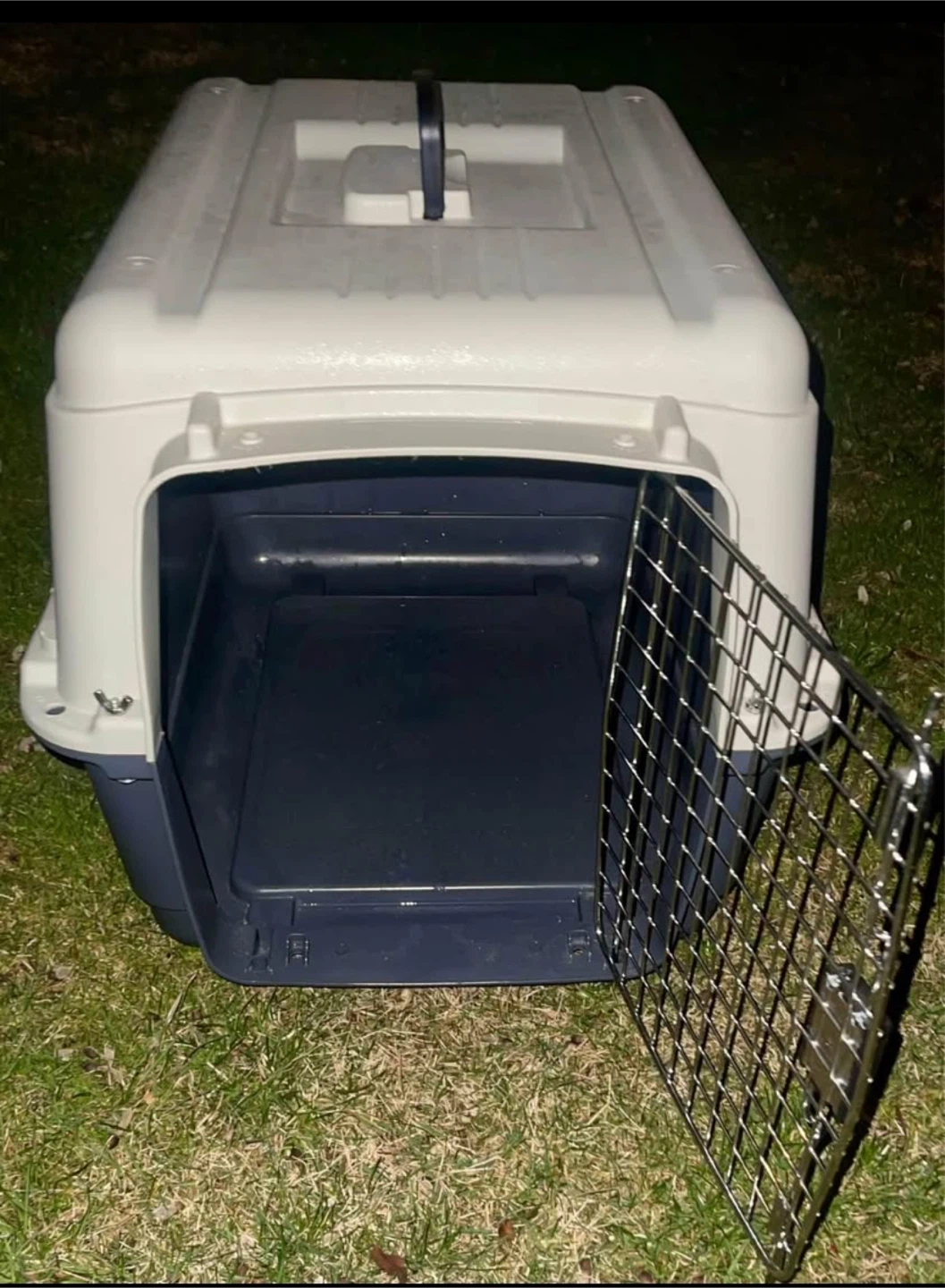 Petmate Sky Kennel Pet Carrier