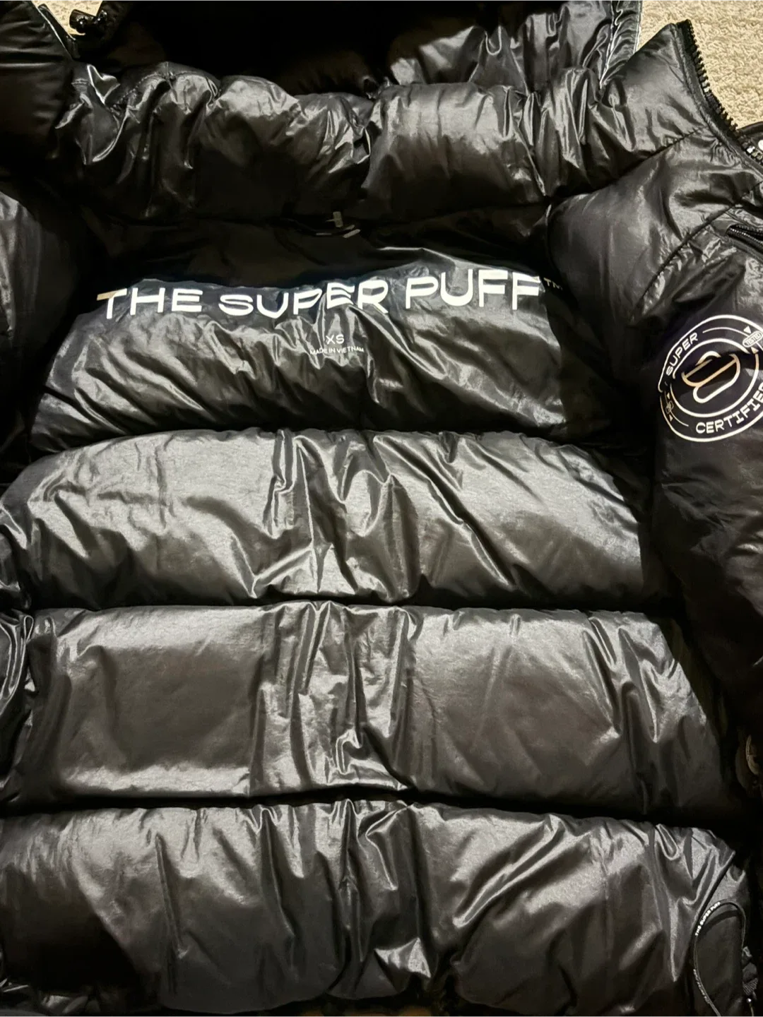 Aritzia The Super Puff™  liquid shine Black Jacket XS image indicator(2)