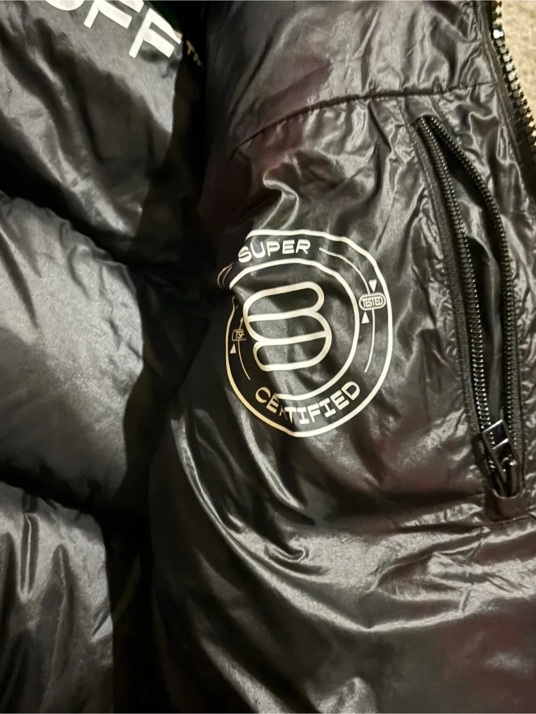 Aritzia The Super Puff™  liquid shine Black Jacket XS image indicator(4)