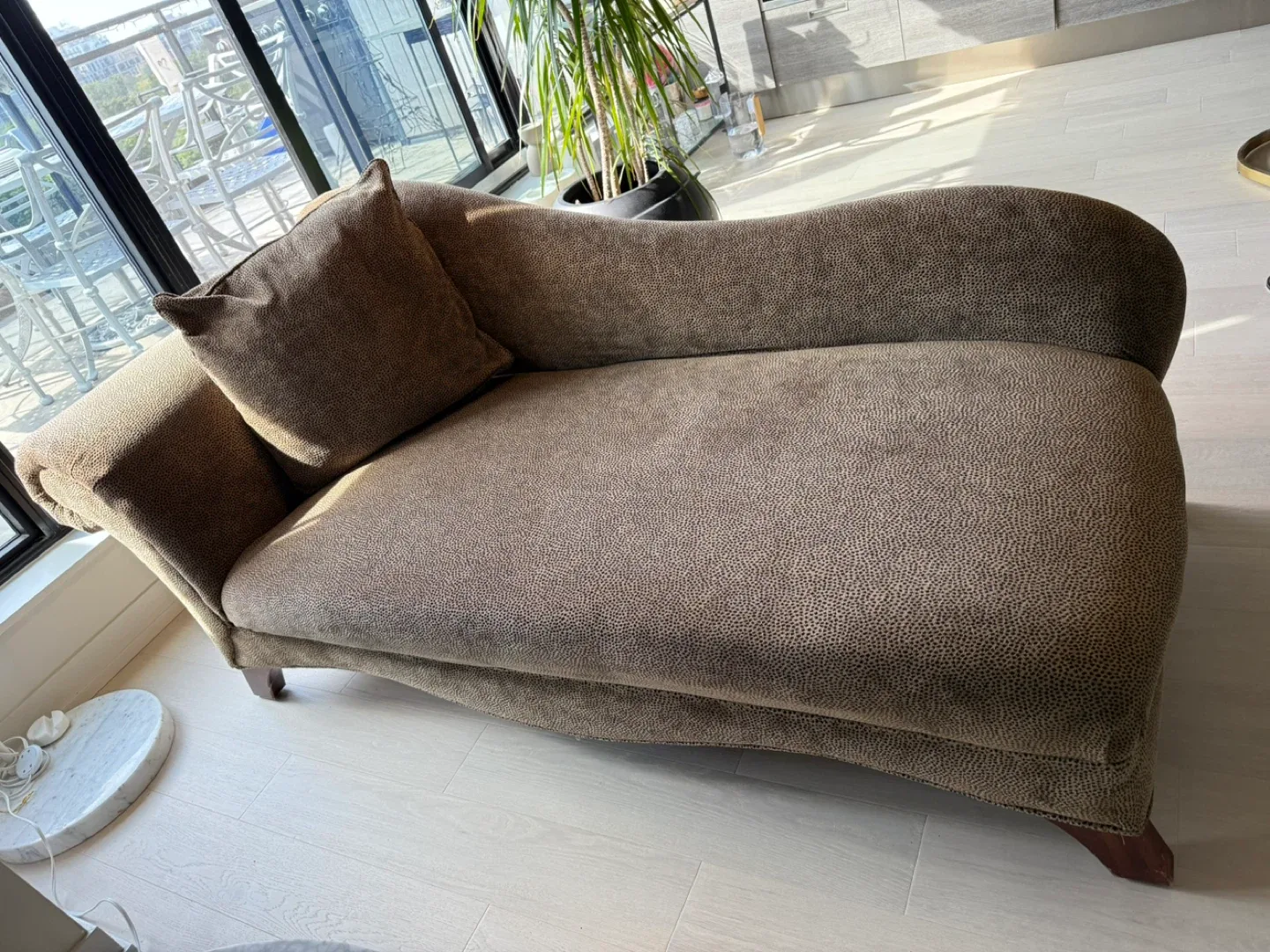 Leopard Chaise Launge with Large Pillow image indicator(3)