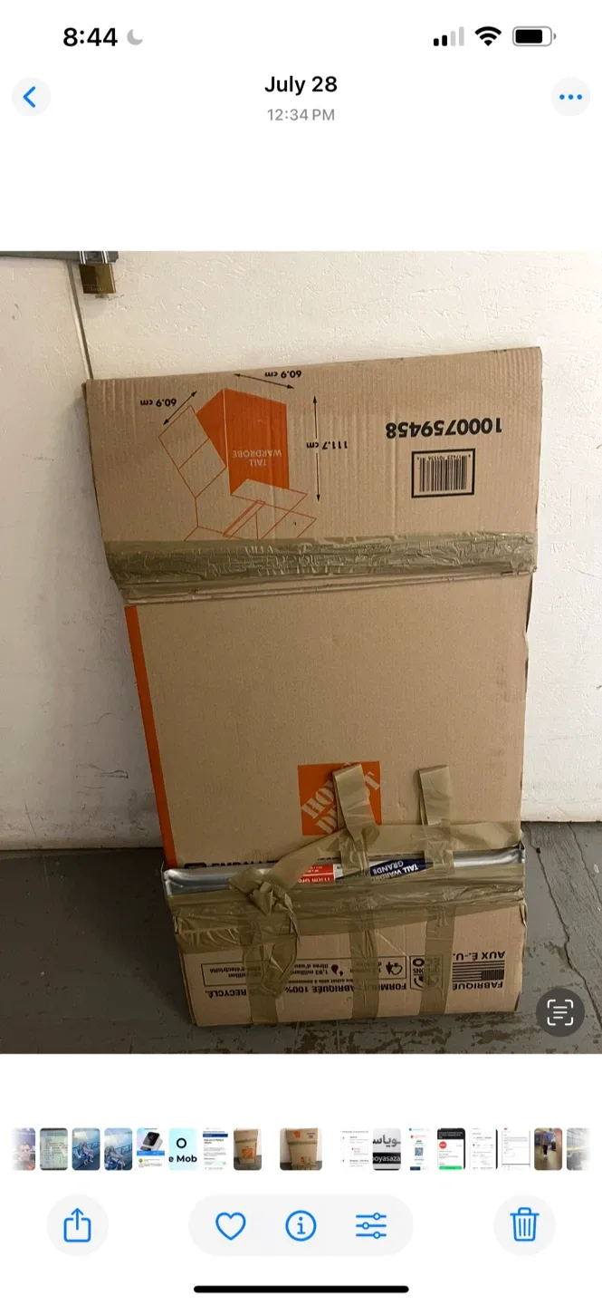 Home Depot Wardrobe Box - Moving Supplies image indicator(2)