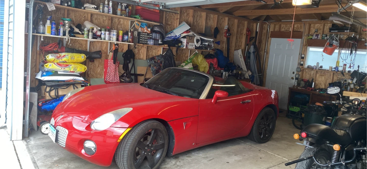 Pontiac solstice convertible,