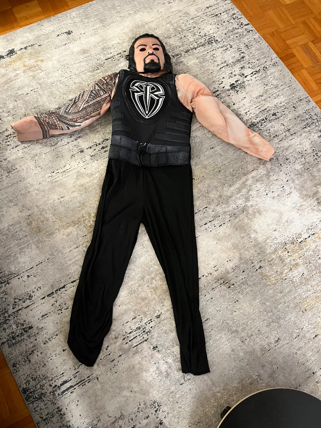 WWE Roman Reigns Costume - Size L/G (10-12)