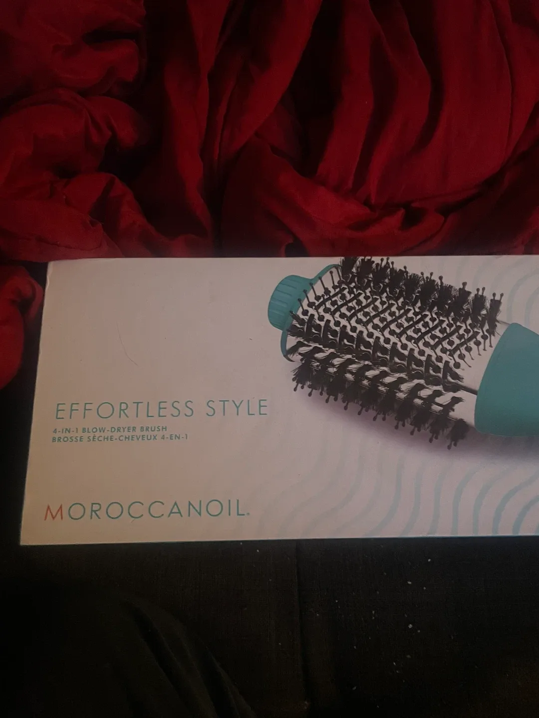 Moroccanoil Effortless Style 4-in-1 Blow-Dryer Brush image indicator(2)
