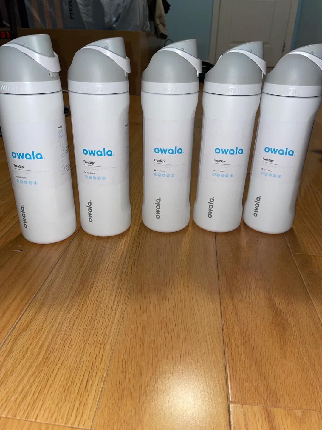 Owala FreeSip 24 oz (710 ml) Water Bottle