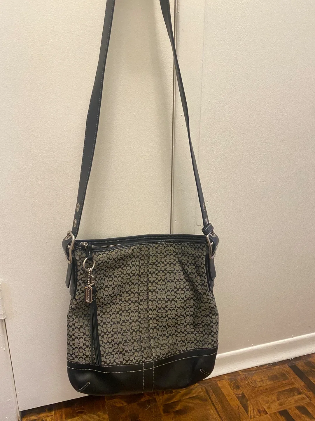 Coach Black Signature Canvas Crossbody Bag image indicator(2)