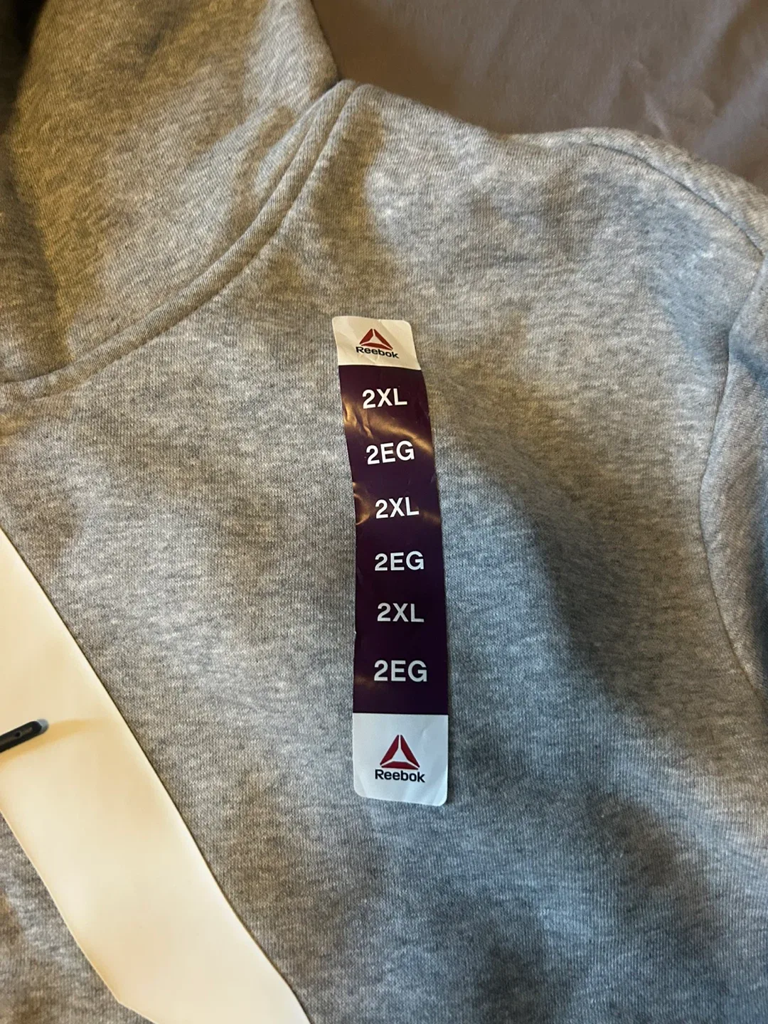 Reebok Hoodie – Brand New! 🧥 image indicator(3)