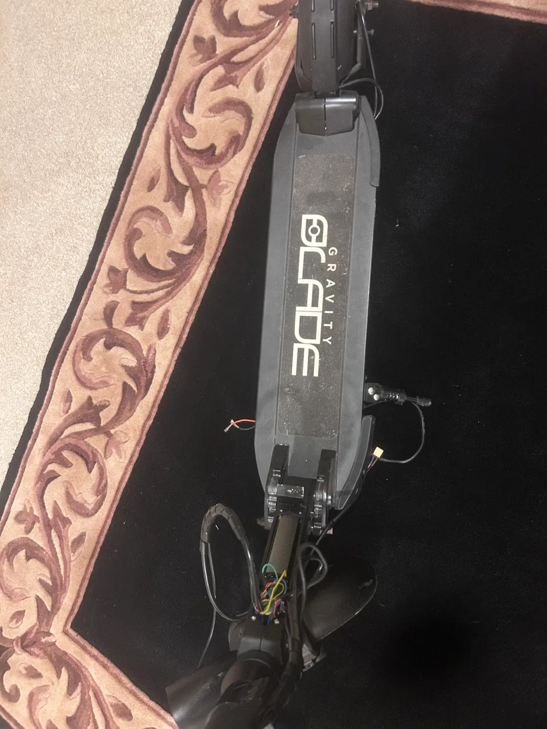 Gravity Blade Electric Scooter - For Parts image indicator(9)