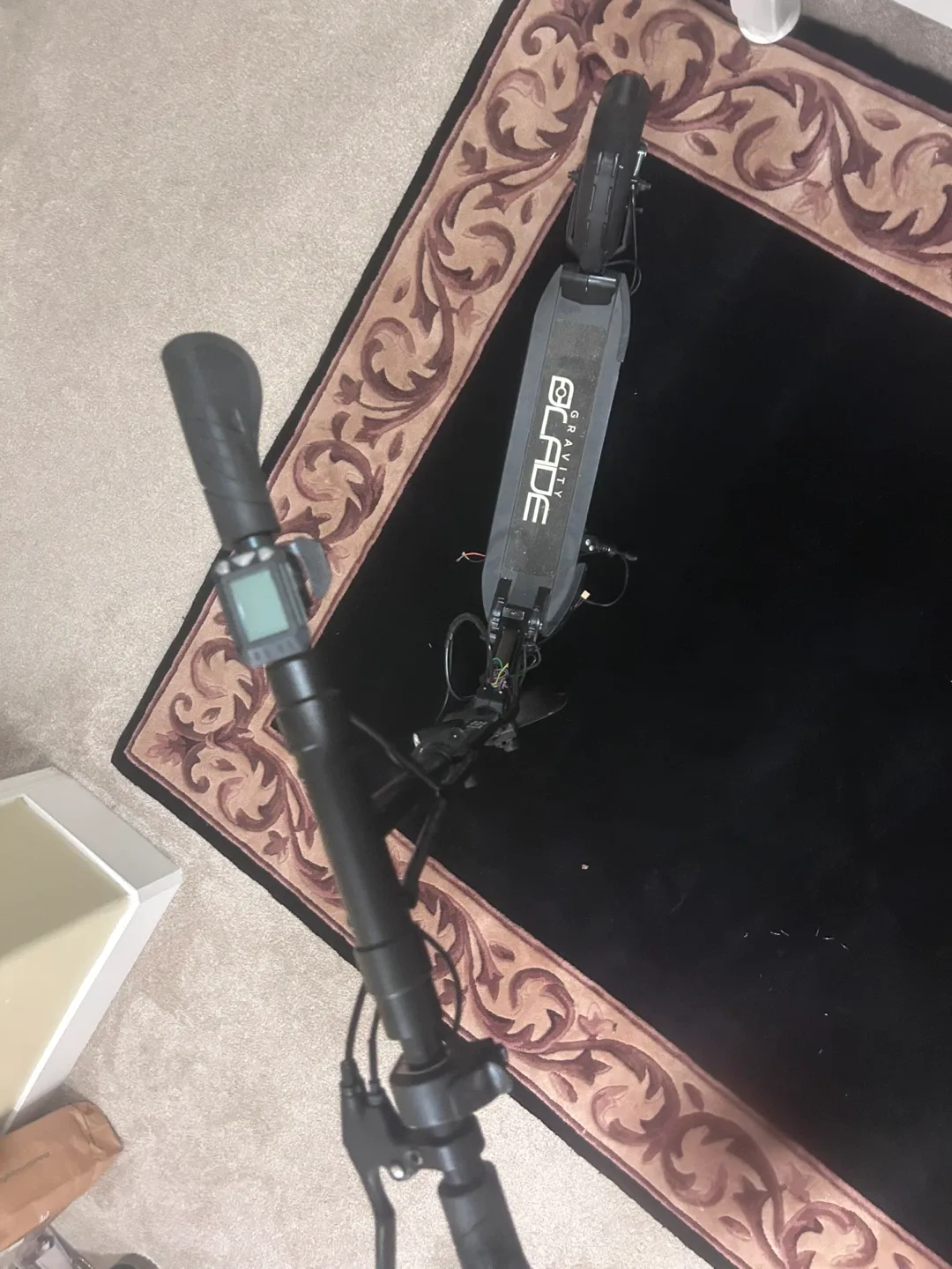 Gravity Blade Electric Scooter - For Parts image indicator(7)