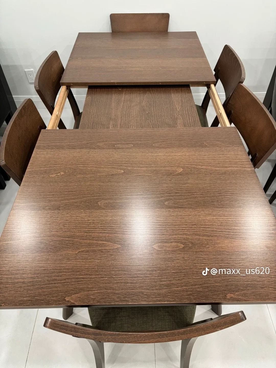 Extendable Dining Table with 6 Chairs - Brown Wood image indicator(2)