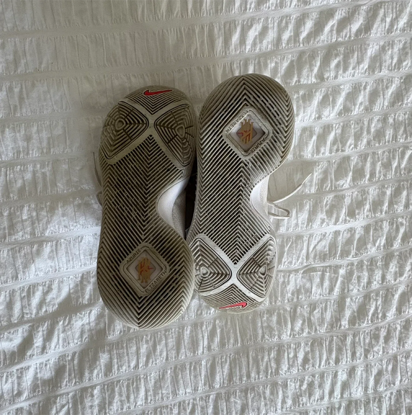 Nike Kyrie 3 Basketball Shoes image indicator(7)