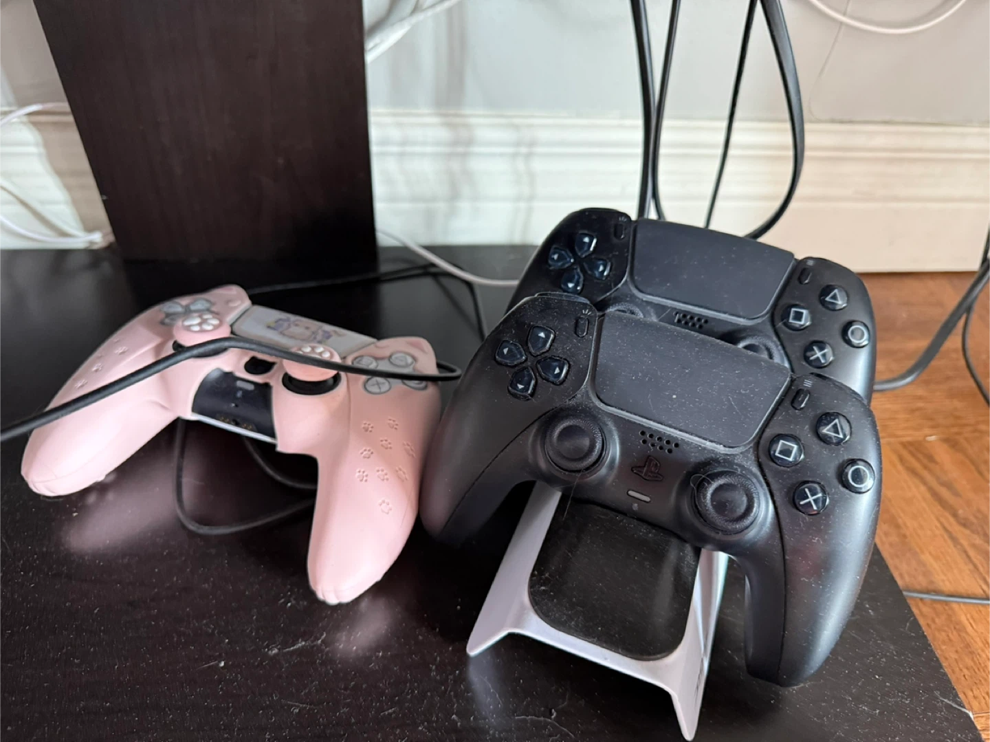 PlayStation 5 Console, 3 Controllers & Pulse Elite Headset - photo 3