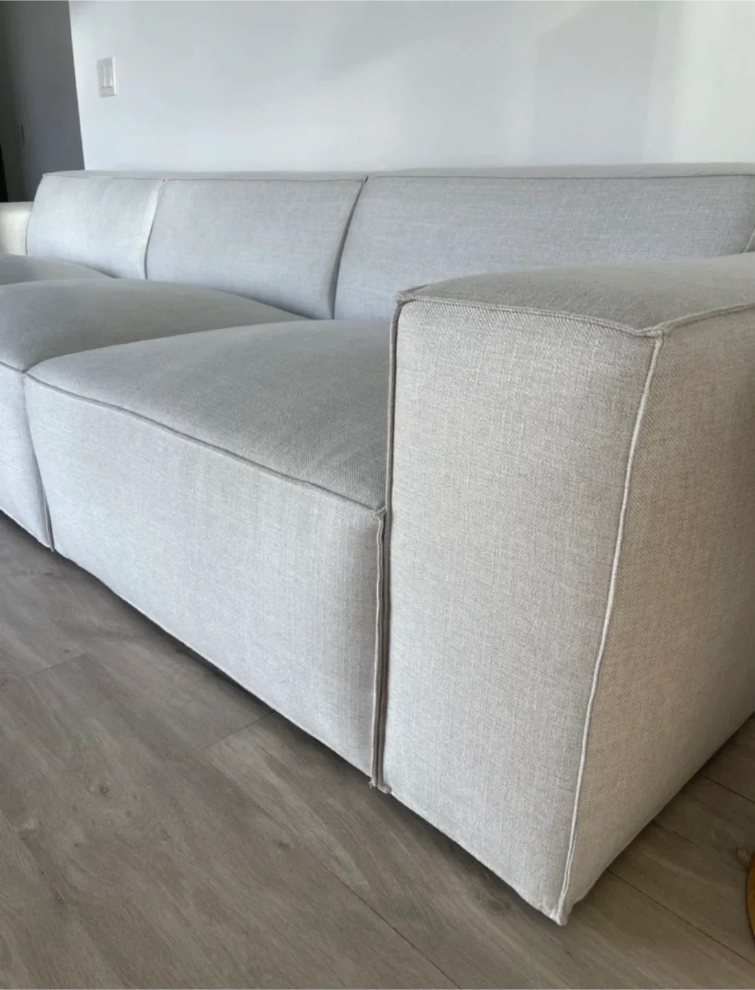 NOA Modular Sectional Sofa image indicator(3)