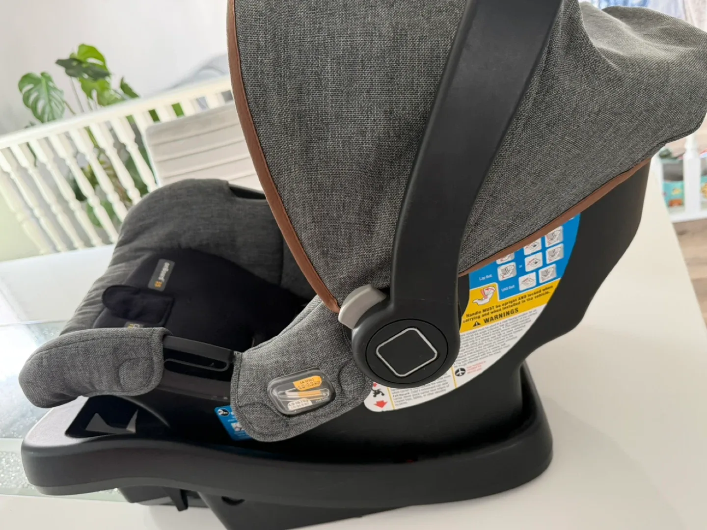 Evenflo OnBoard 35 Infant Car Seat with Base image indicator(2)