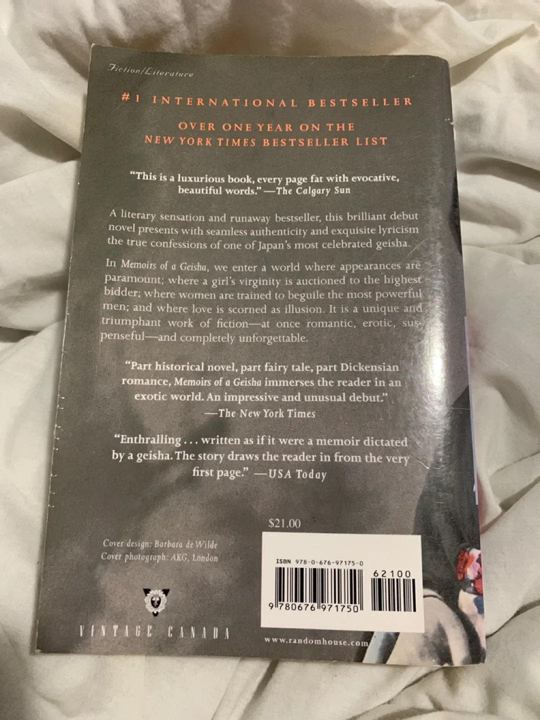 Memoirs of a Geisha by Arthur Golden image indicator(2)