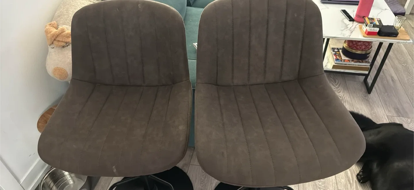 Bar Chairs with comfort cushioning. image indicator(2)