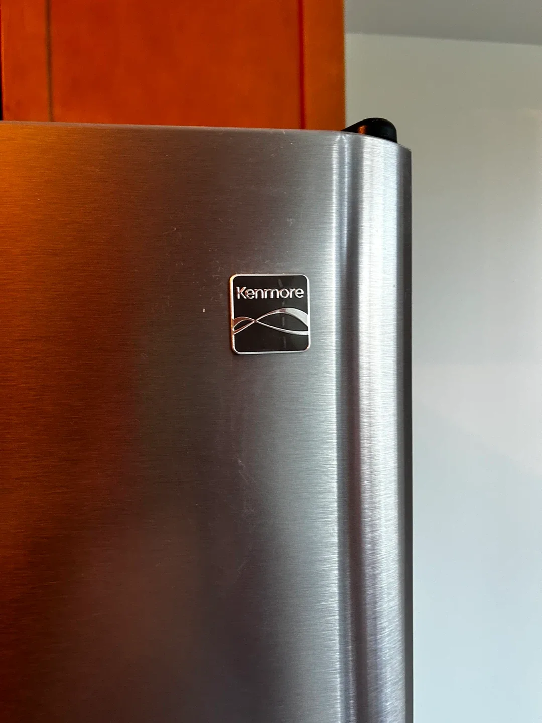I’m open to negotiate Kenmore Stainless Steel Fridge image indicator(3)