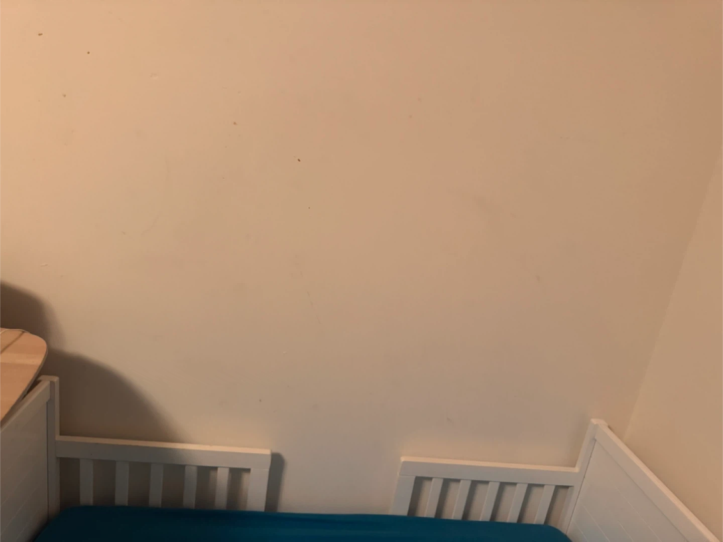 White toddler bed / convertible bench - photo 3