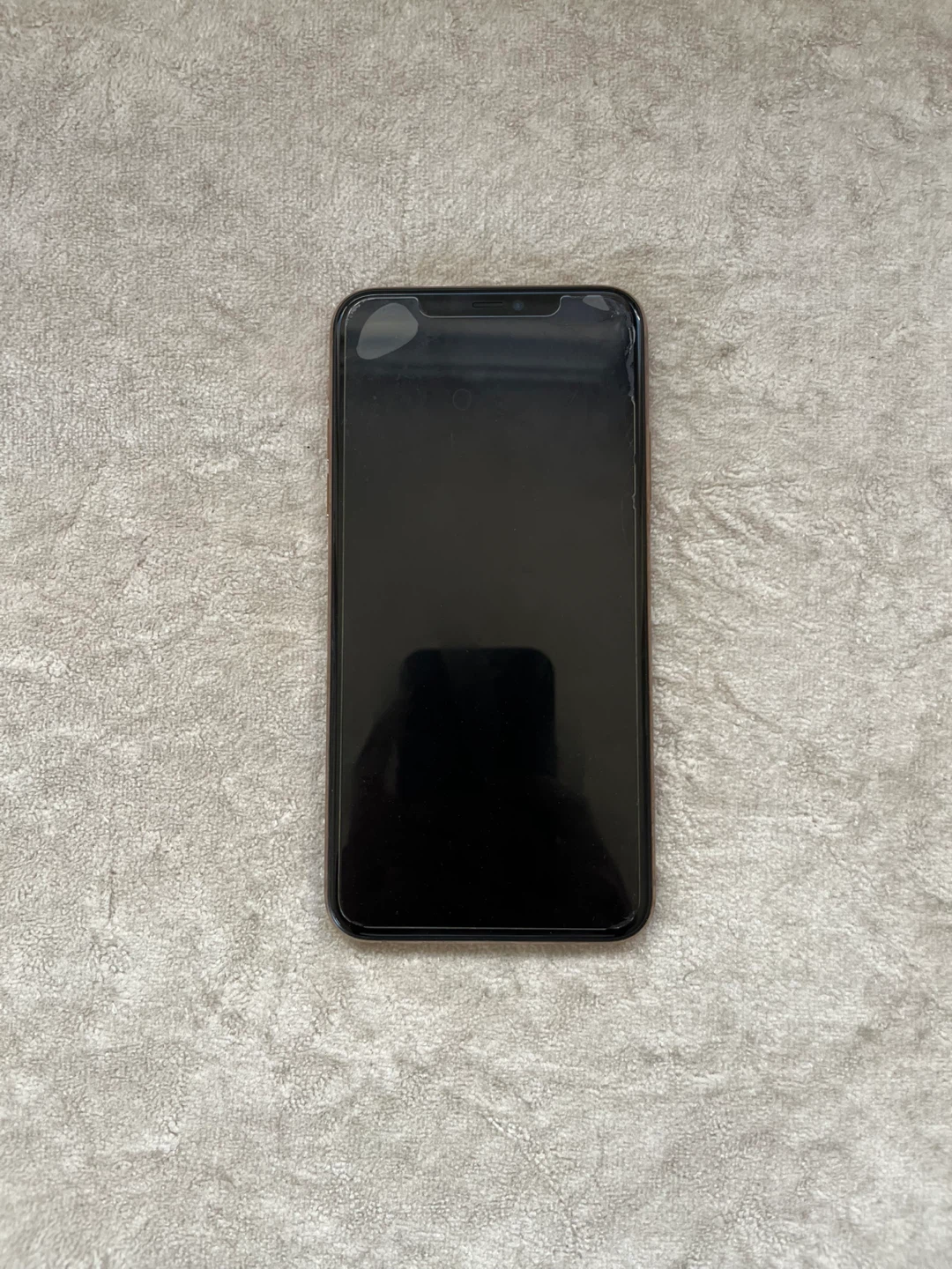 iPhone 11 Pro Max - photo 2