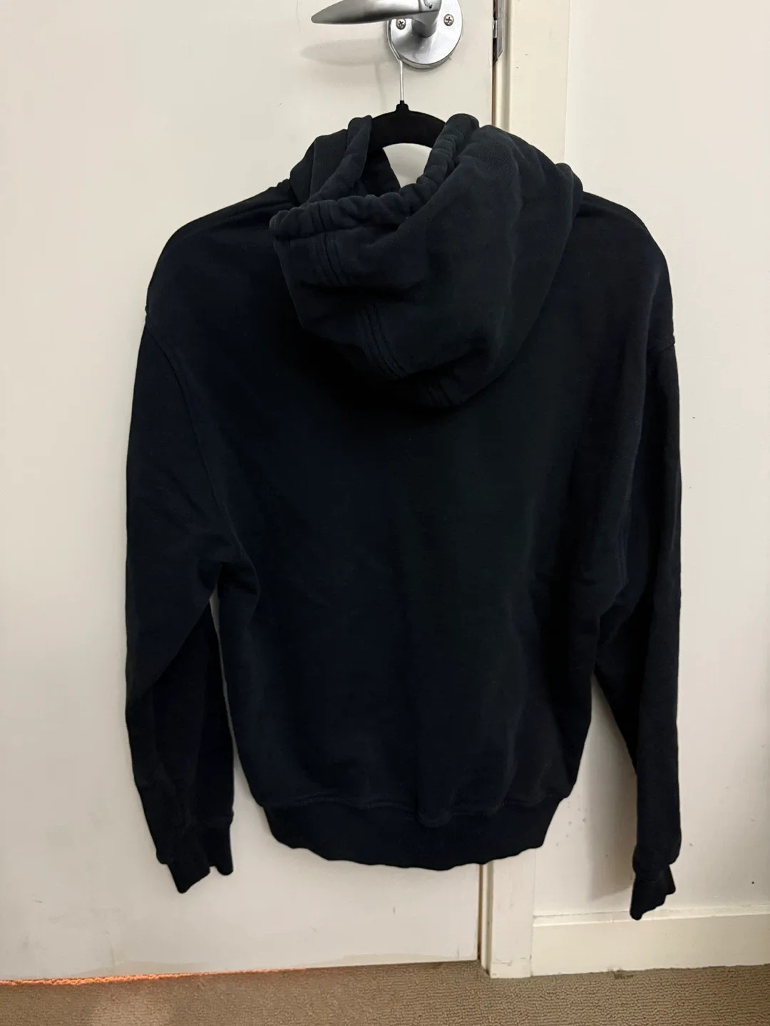 Ami Black Hoodie image indicator(2)