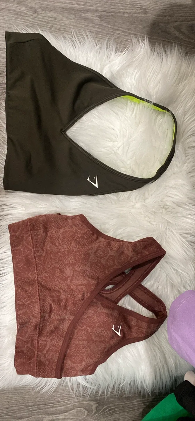 Gymshark Sports Bras - Size S image indicator(3)