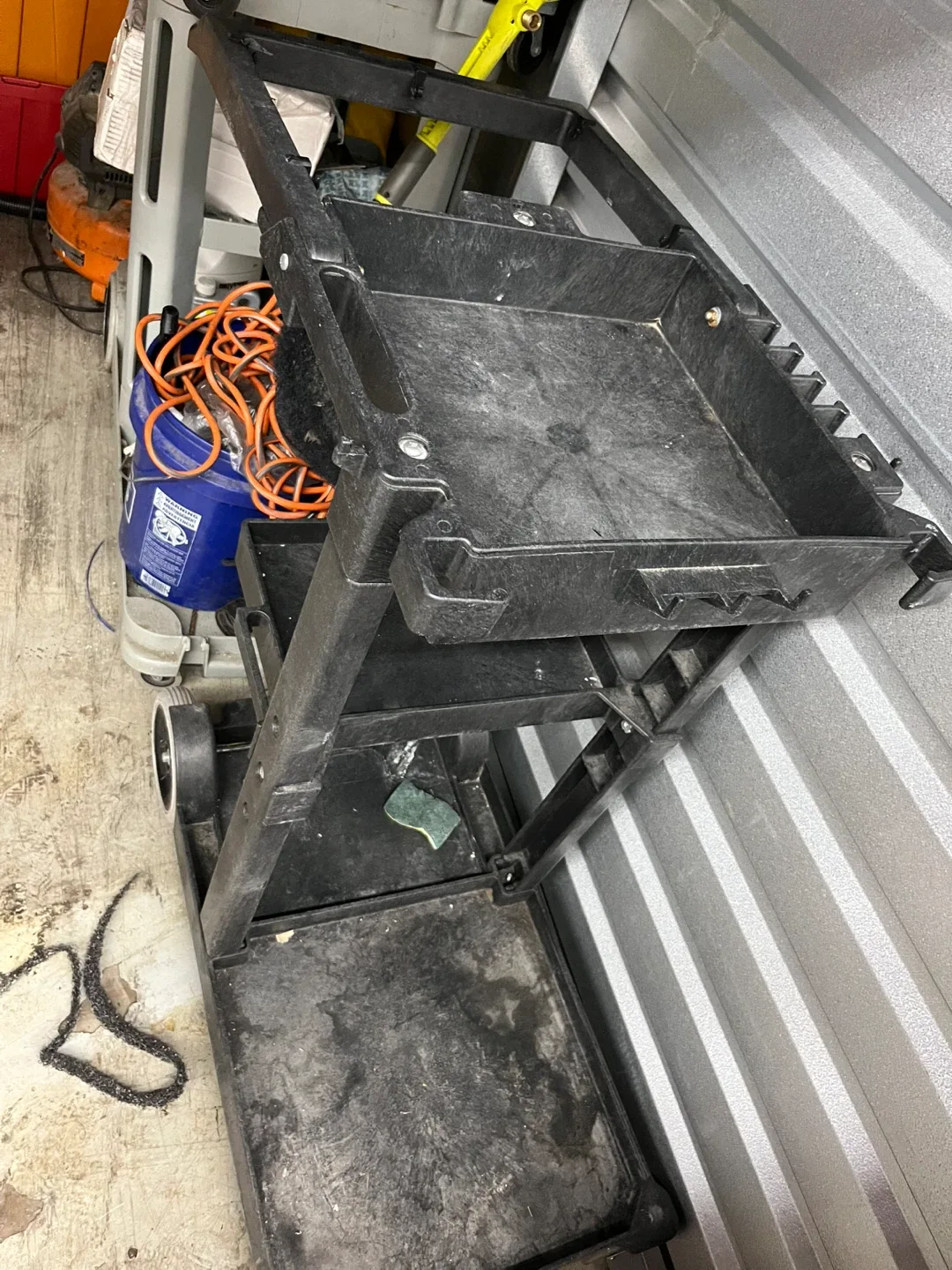 Advance & Thornd Floor Cleaning Equipment image indicator(6)